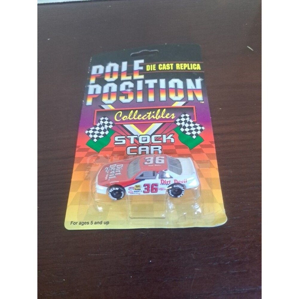 Pole Position #36 Dirt Devil Kenny Wallace 1:64 Scale Diecast Car